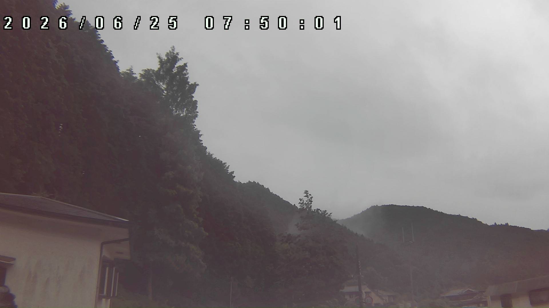 2026年6月25日 07:50ごろの金剛山登山口周辺の空