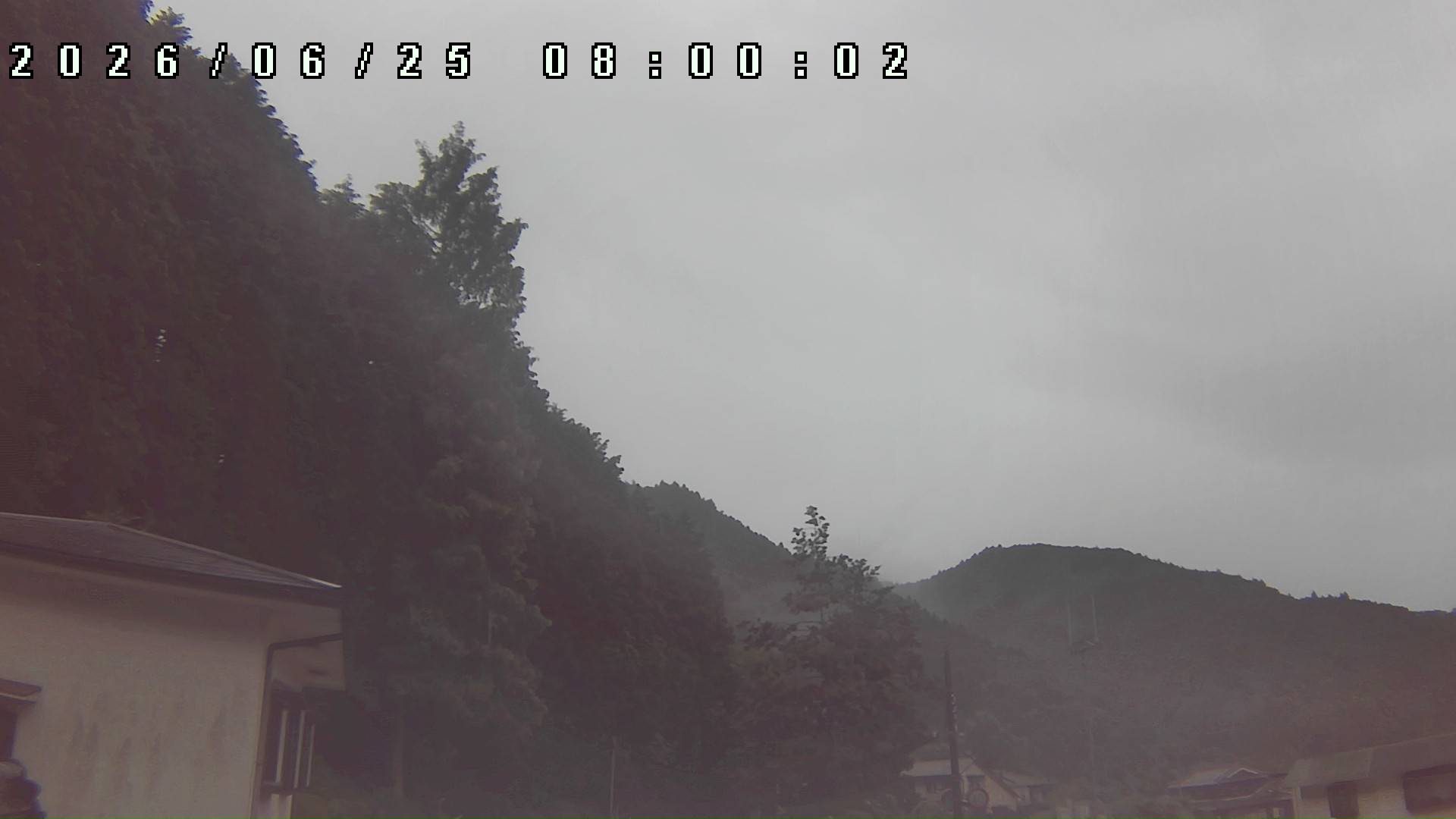 2026年6月25日 08:00ごろの金剛山登山口周辺の空