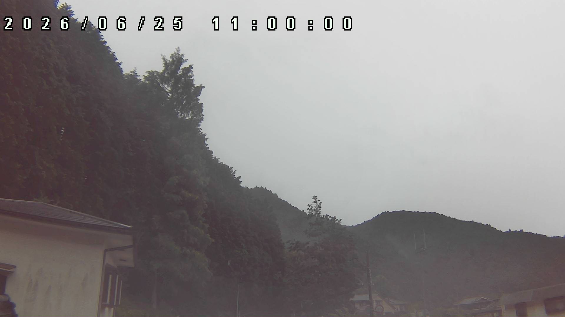 2026年6月25日 11:00ごろの金剛山登山口周辺の空