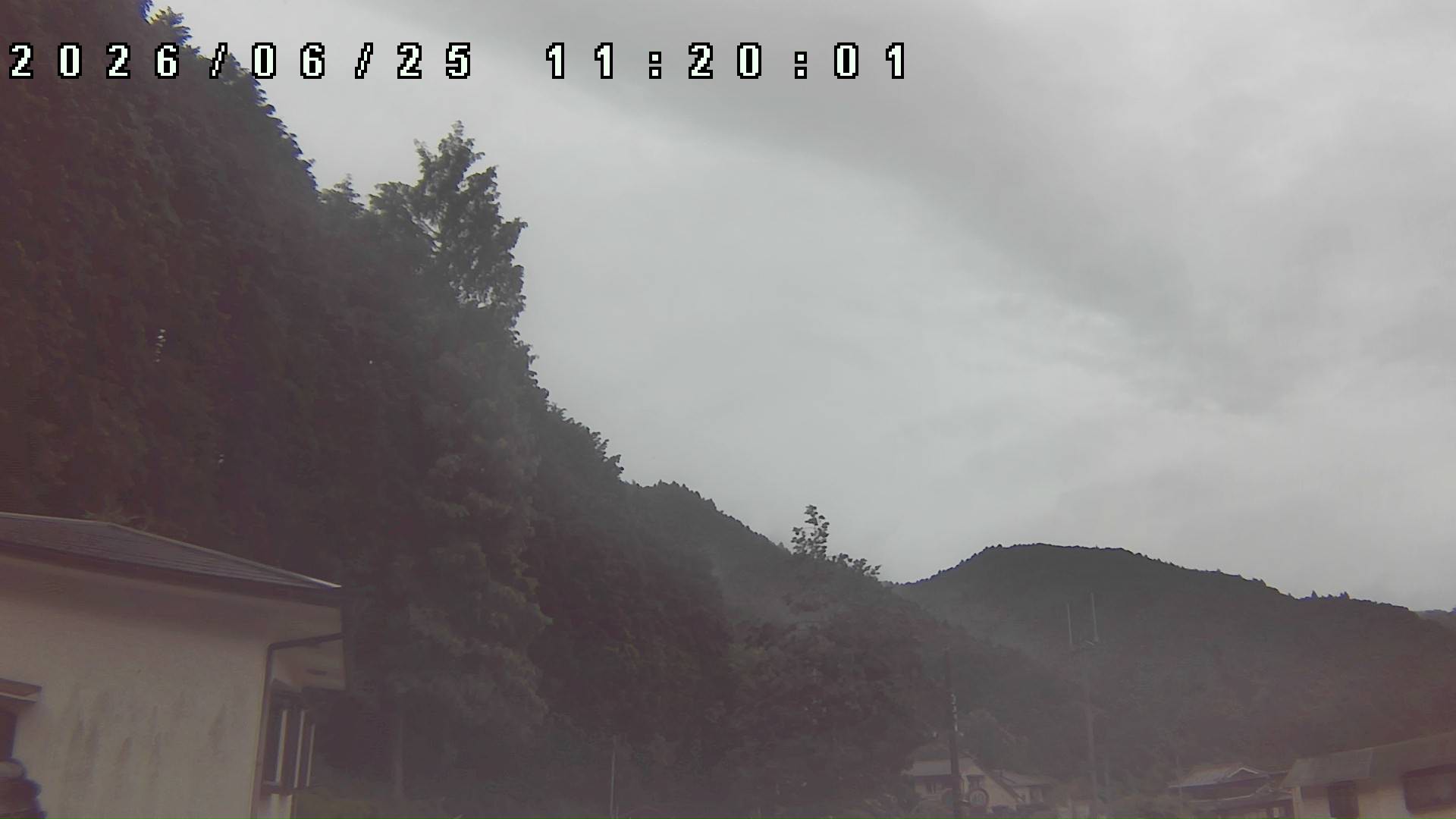 2026年6月25日 11:20ごろの金剛山登山口周辺の空