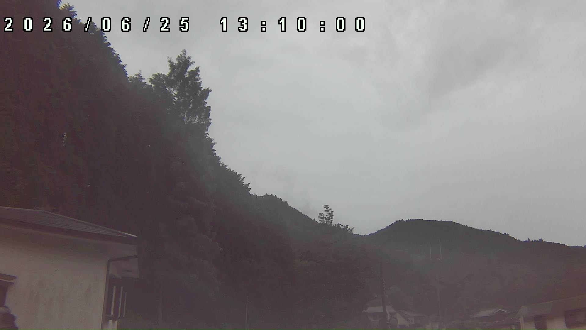 2026年6月25日 13:10ごろの金剛山登山口周辺の空
