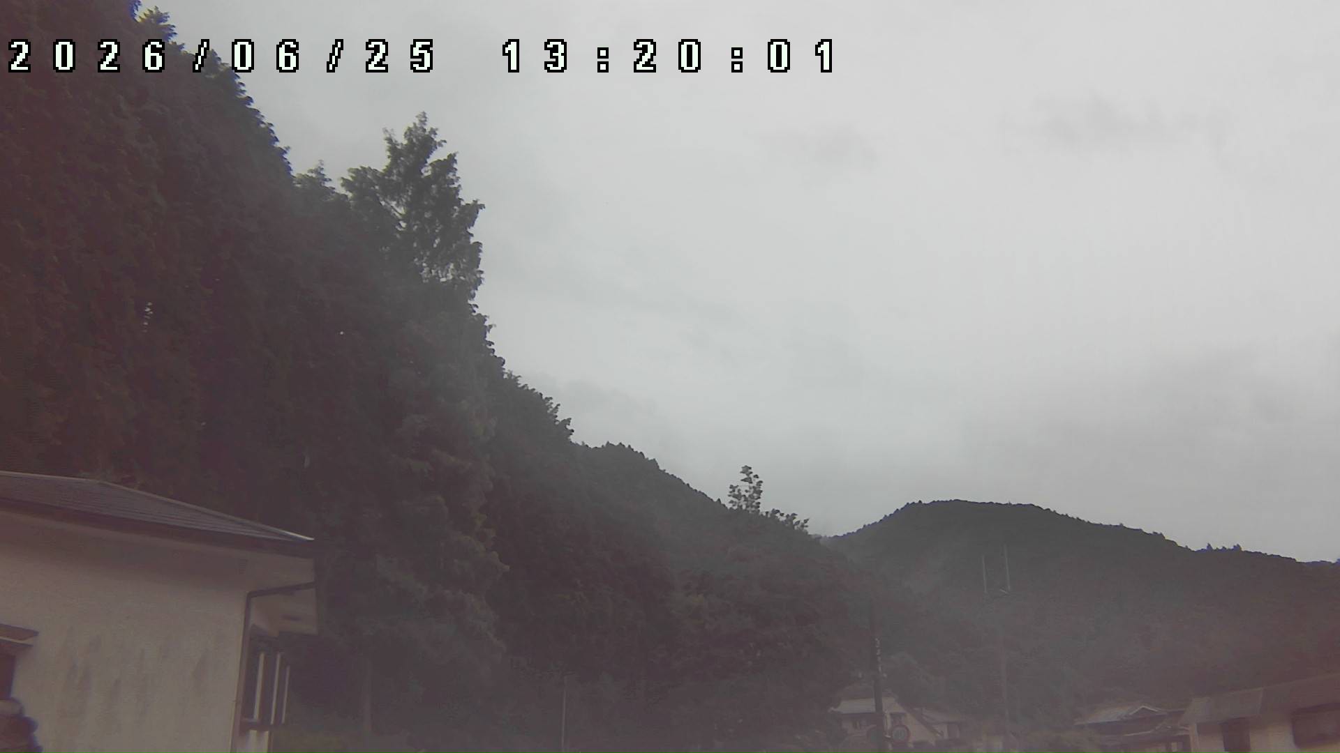 2026年6月25日 13:20ごろの金剛山登山口周辺の空