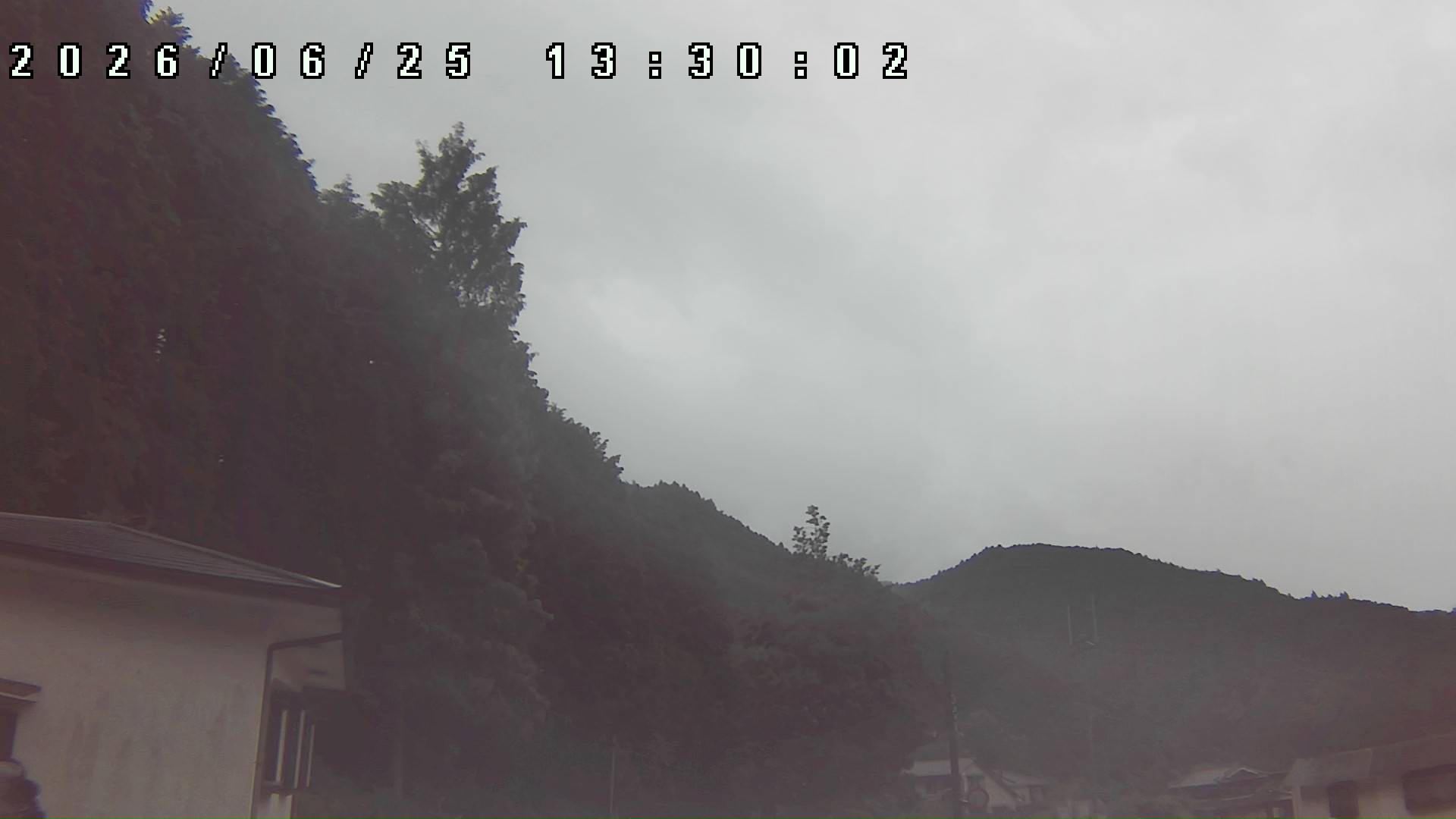 2026年6月25日 13:30ごろの金剛山登山口周辺の空