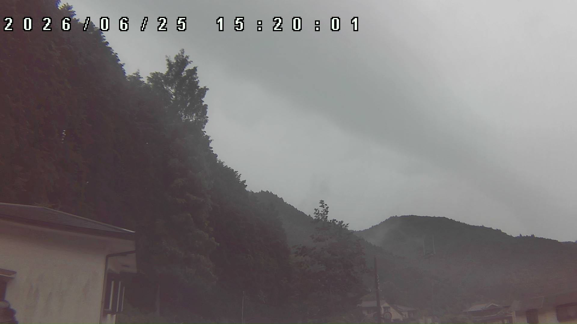 2026年6月25日 15:20ごろの金剛山登山口周辺の空