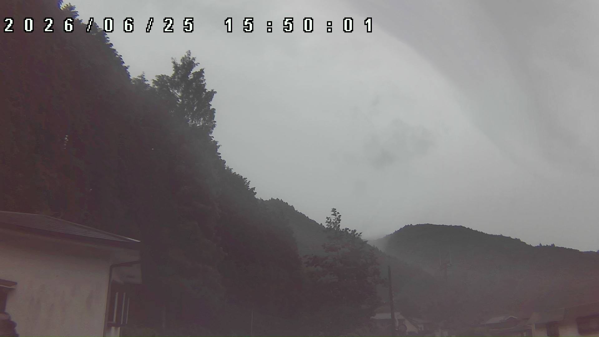 2026年6月25日 15:50ごろの金剛山登山口周辺の空