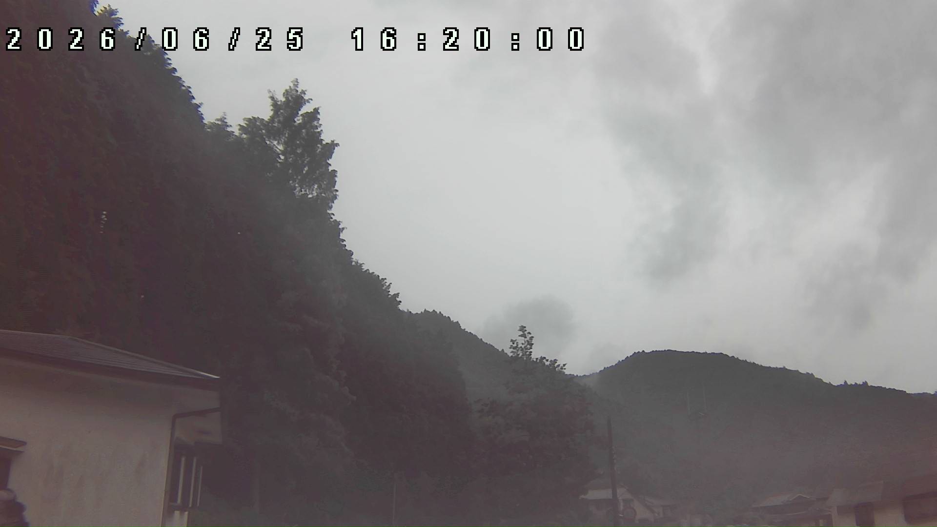 2026年6月25日 16:20ごろの金剛山登山口周辺の空