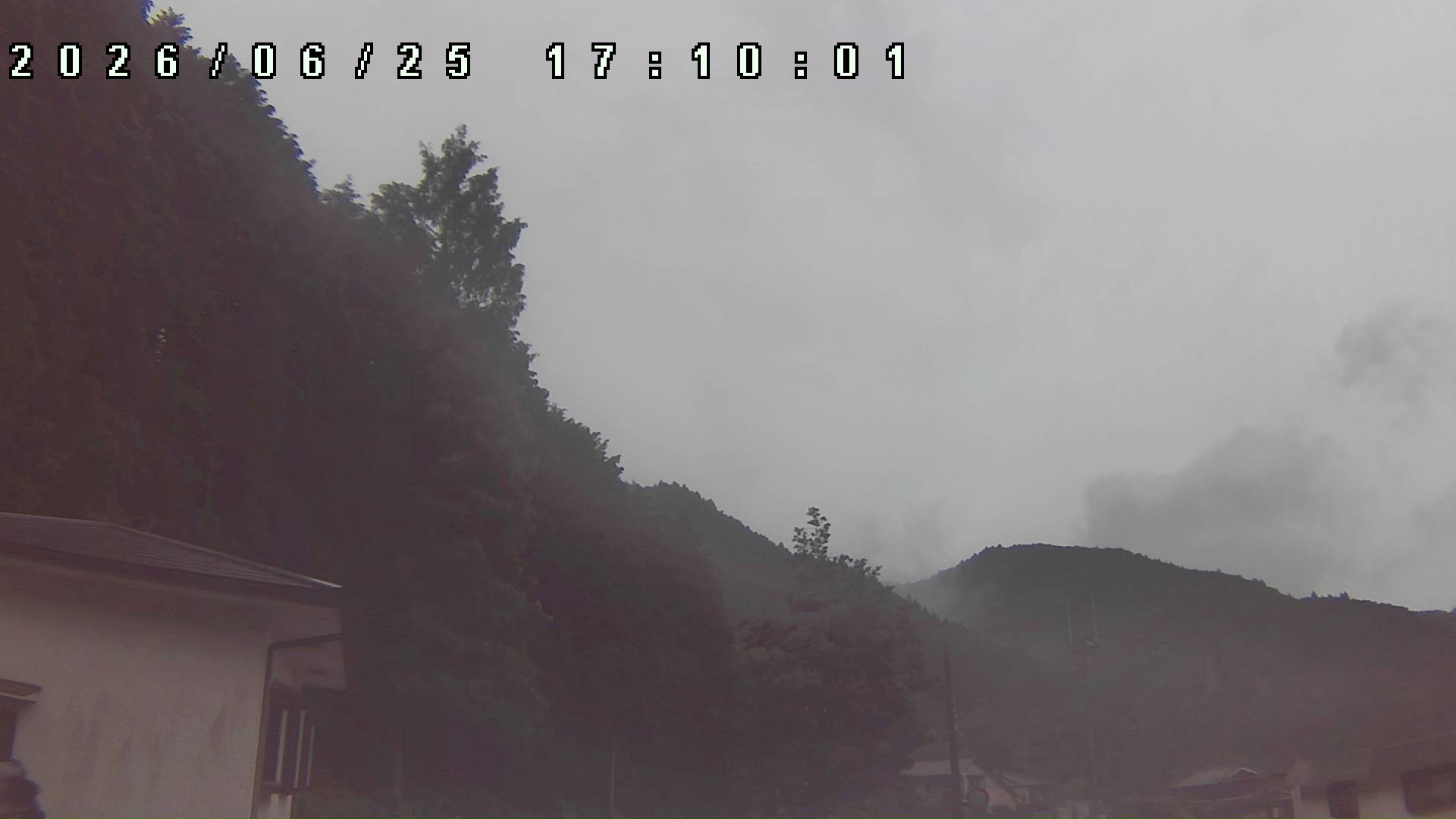 2026年6月25日 17:10ごろの金剛山登山口周辺の空