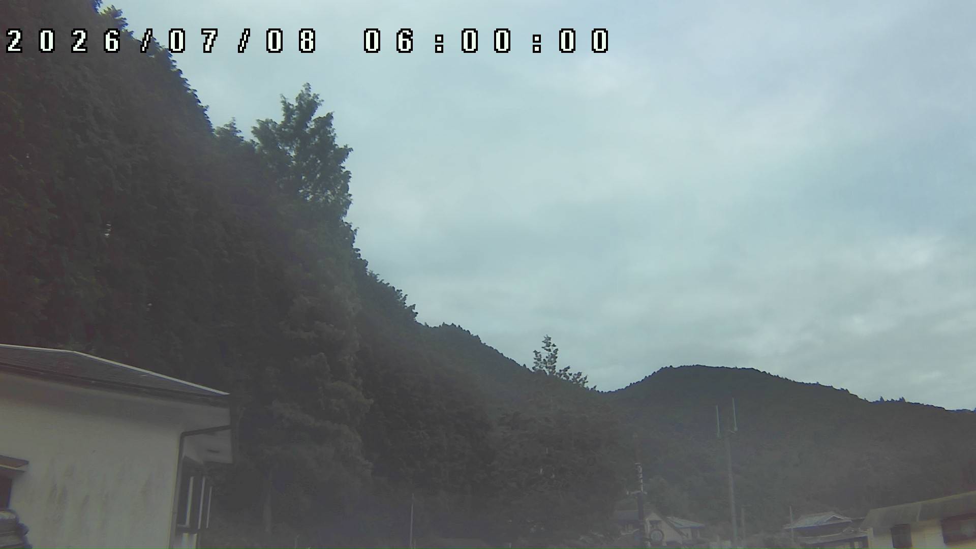 2026年7月8日 06:00ごろの金剛山登山口周辺の空