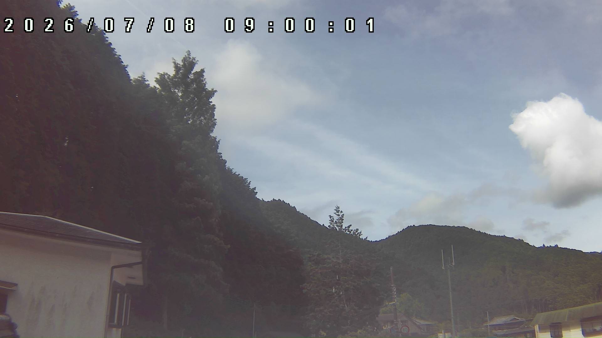 2026年7月8日 09:00ごろの金剛山登山口周辺の空