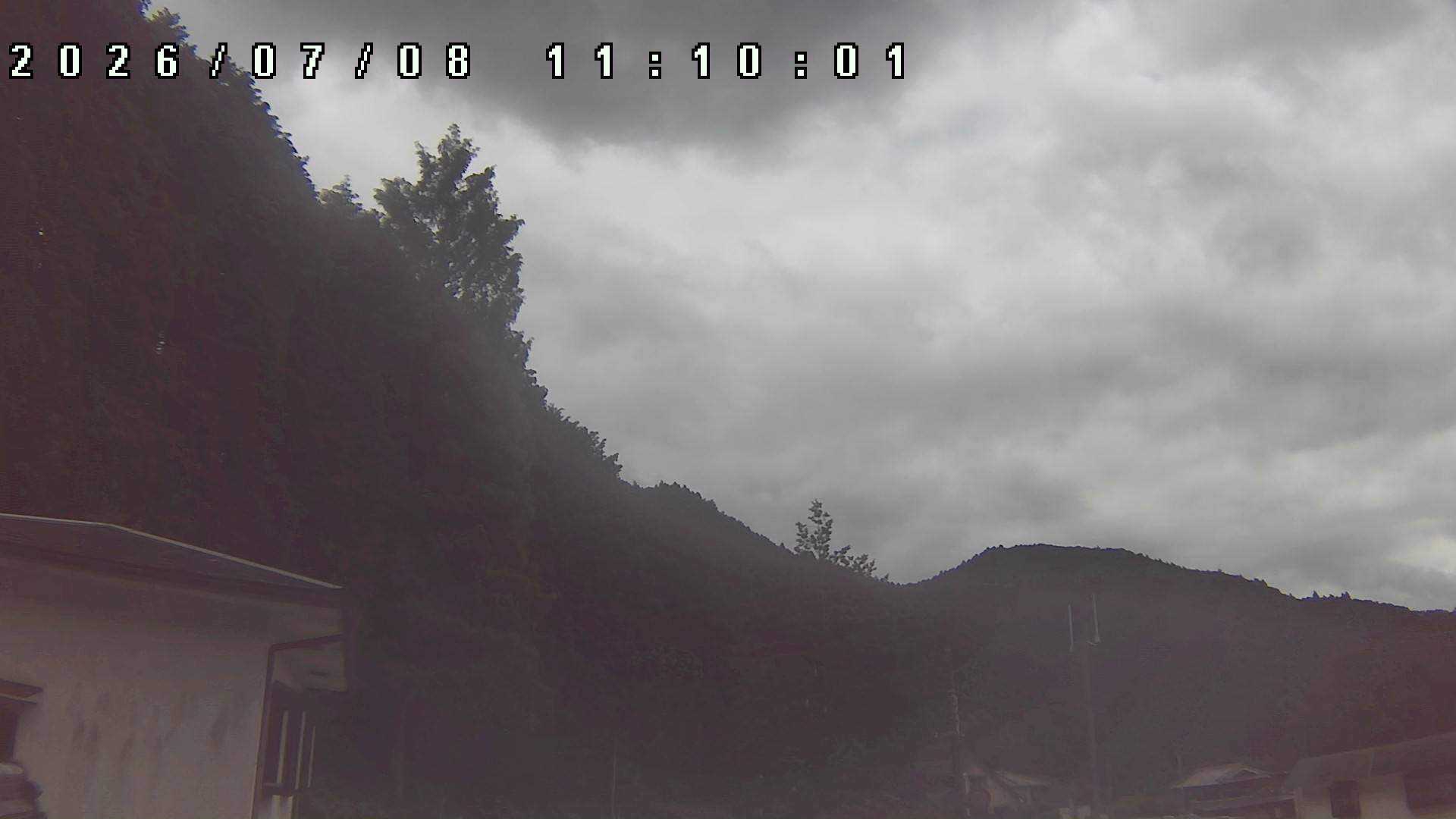 2026年7月8日 11:10ごろの金剛山登山口周辺の空