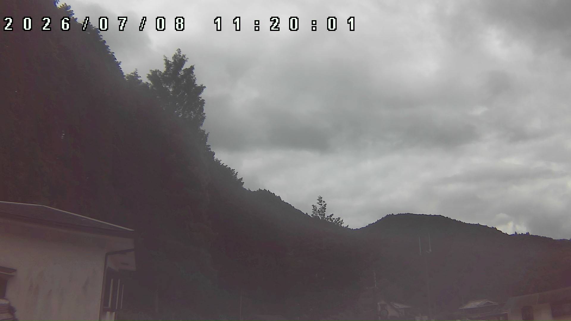 2026年7月8日 11:20ごろの金剛山登山口周辺の空