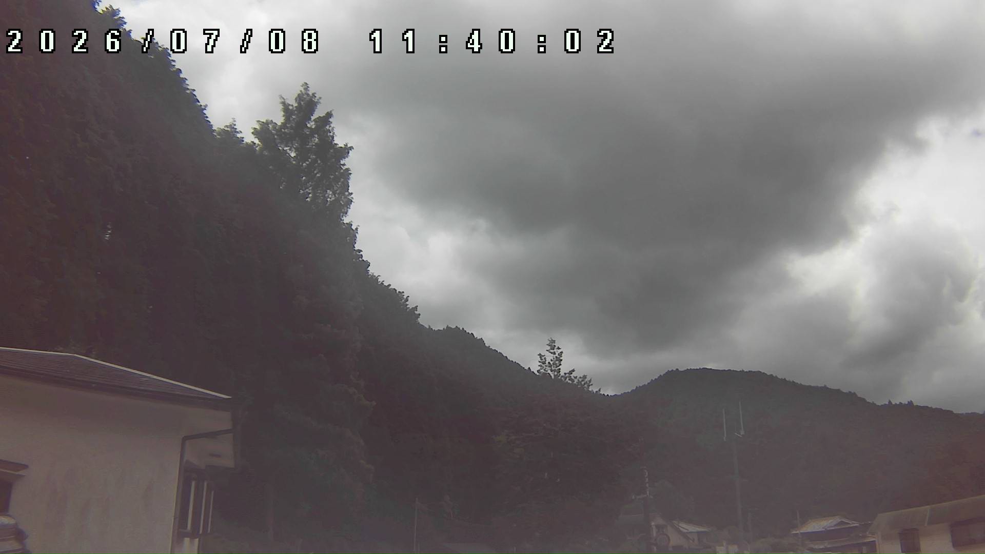 2026年7月8日 11:40ごろの金剛山登山口周辺の空