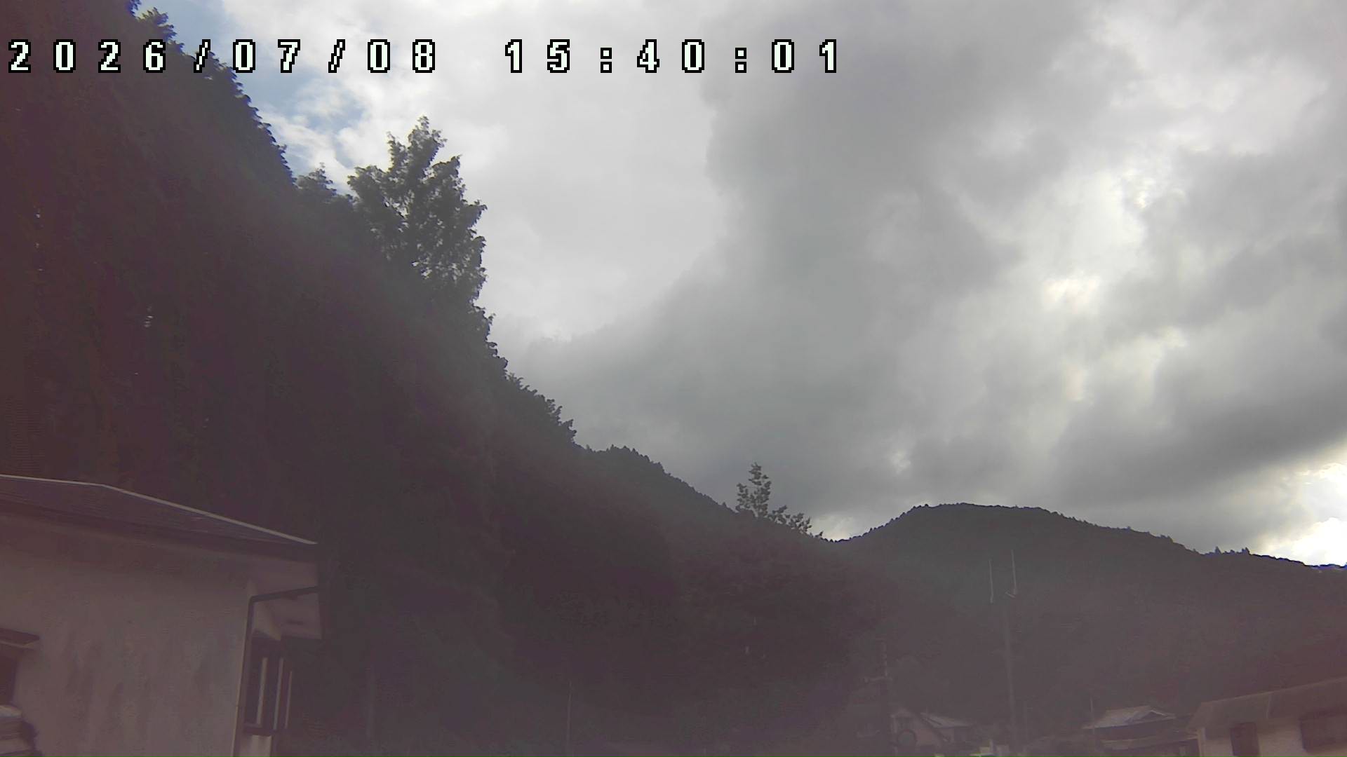 2026年7月8日 15:40ごろの金剛山登山口周辺の空