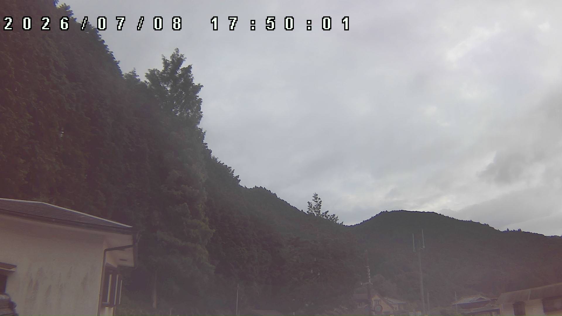 2026年7月8日 17:50ごろの金剛山登山口周辺の空