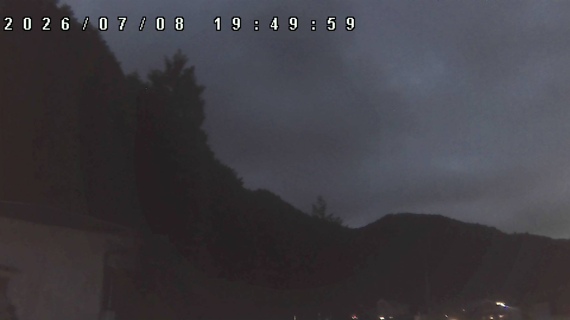 2026年7月8日 19:50ごろの金剛山登山口周辺の空