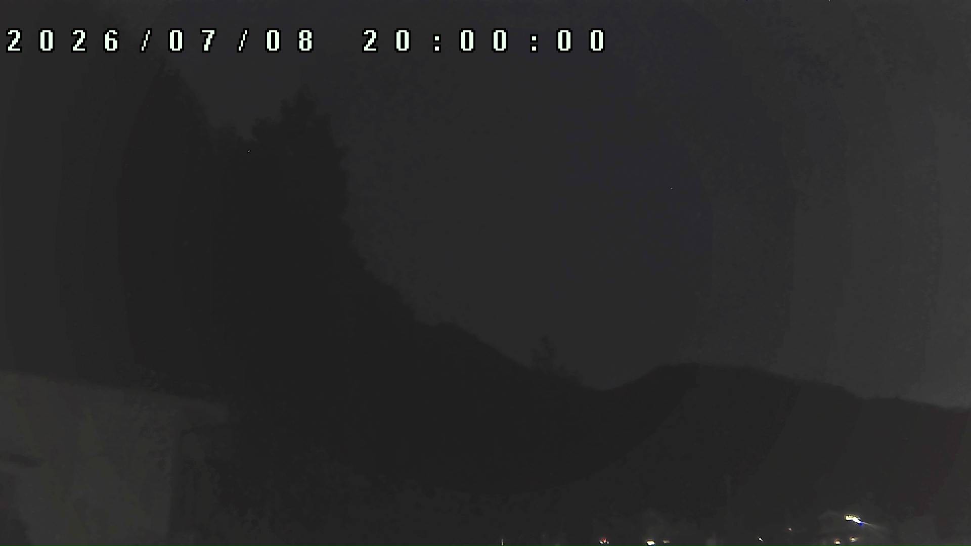 2026年7月8日 20:00ごろの金剛山登山口周辺の空