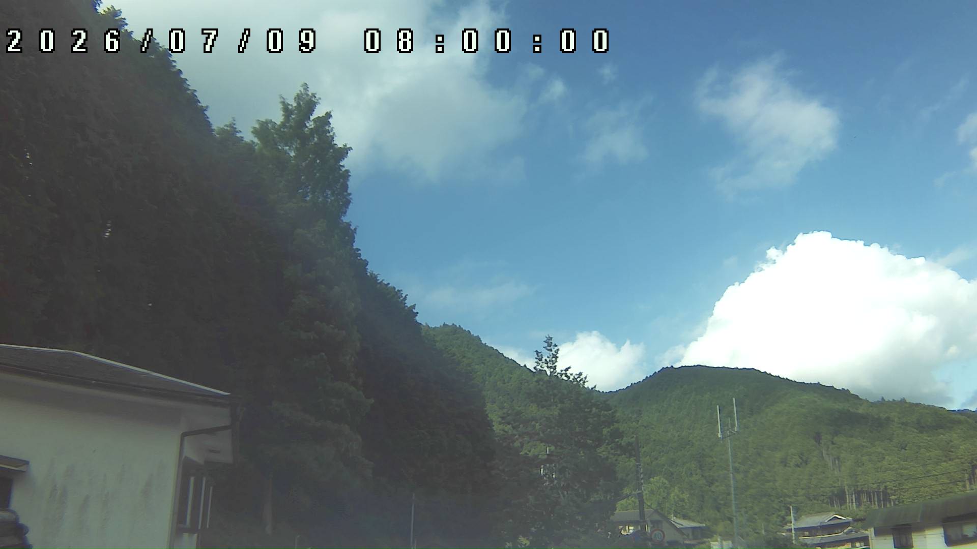 2026年7月9日 08:00ごろの金剛山登山口周辺の空