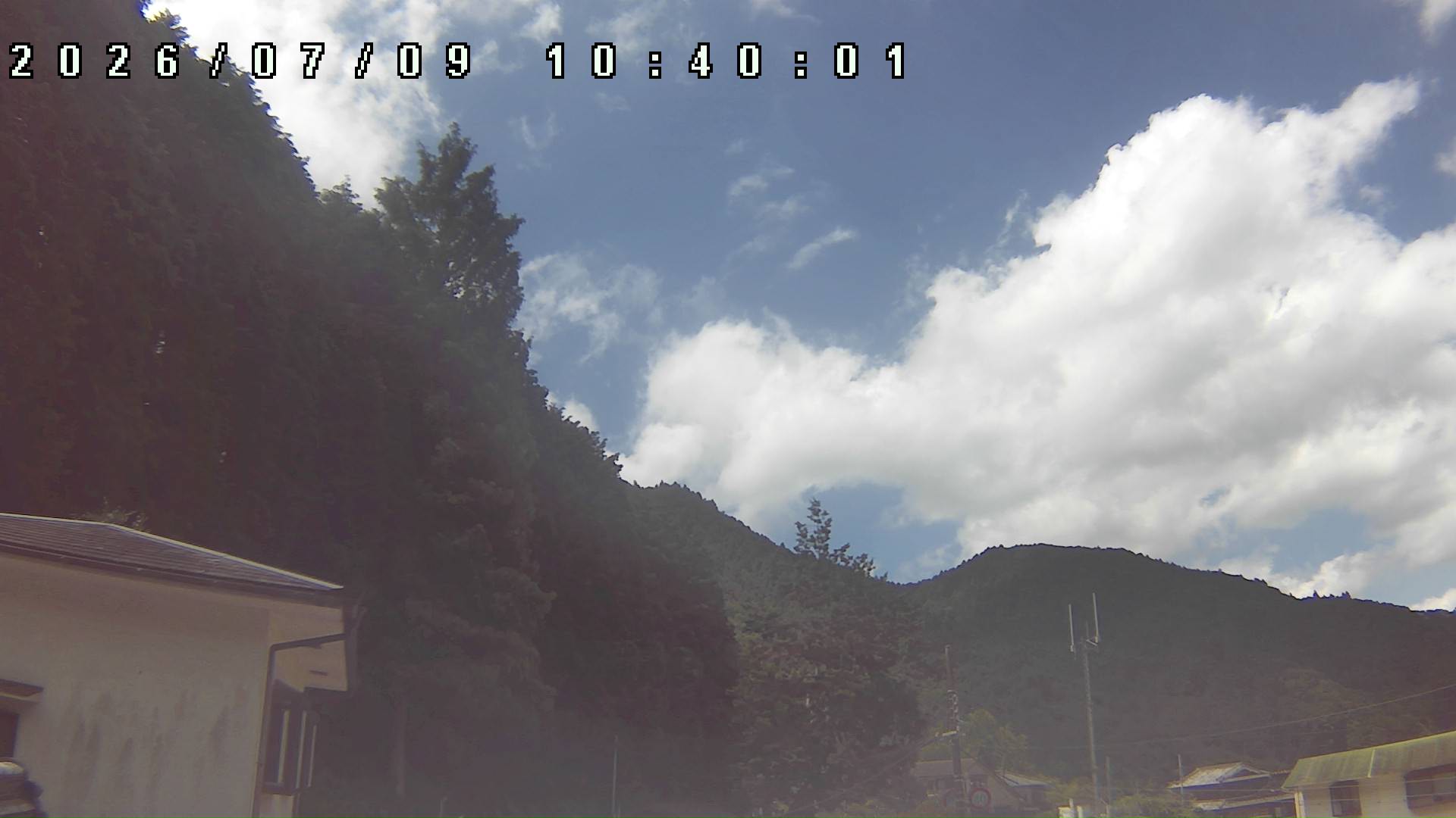2026年7月9日 10:40ごろの金剛山登山口周辺の空