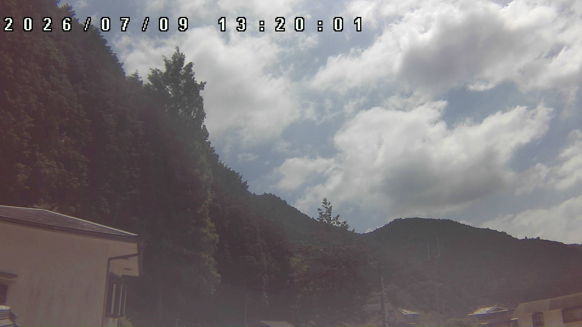 2026年7月9日 13:20ごろの金剛山登山口周辺の空