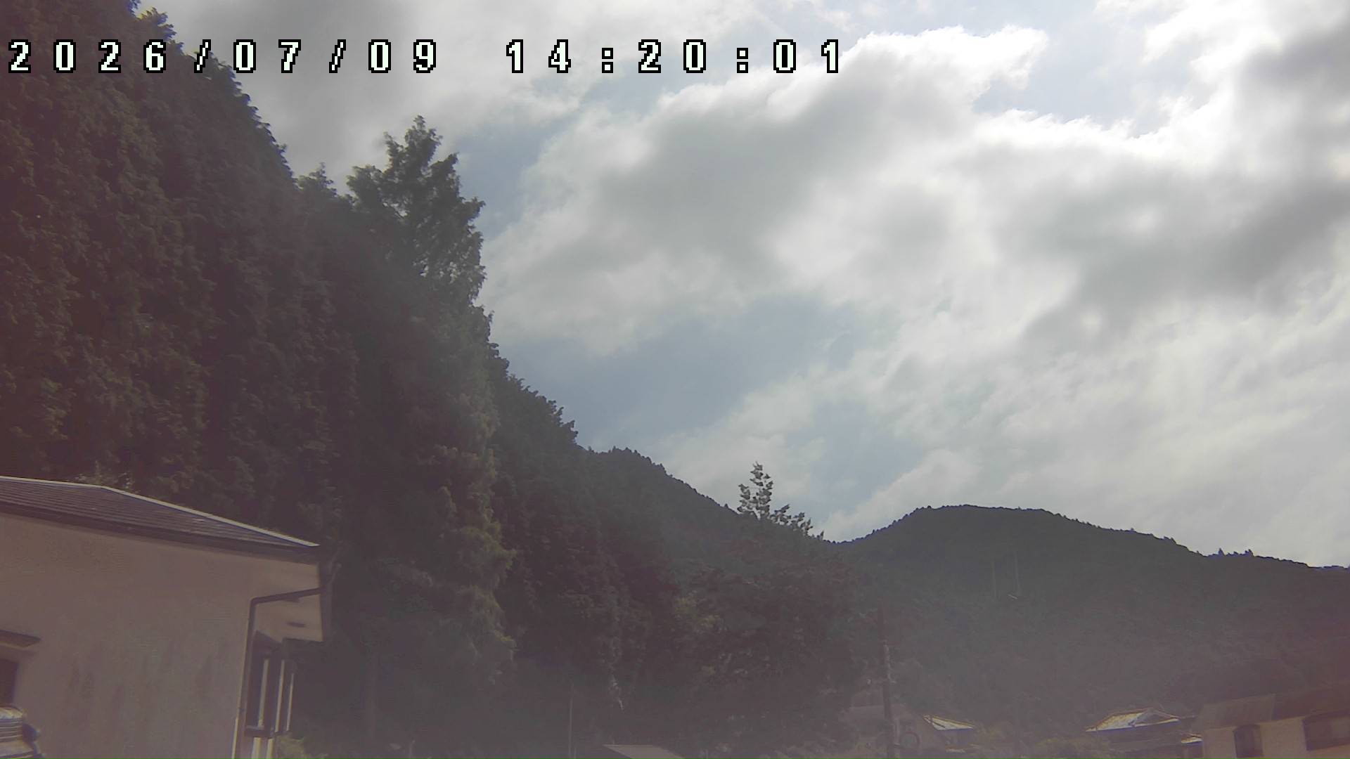 2026年7月9日 14:20ごろの金剛山登山口周辺の空