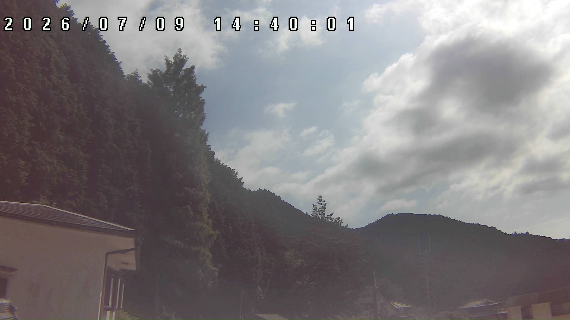 2026年7月9日 14:40ごろの金剛山登山口周辺の空