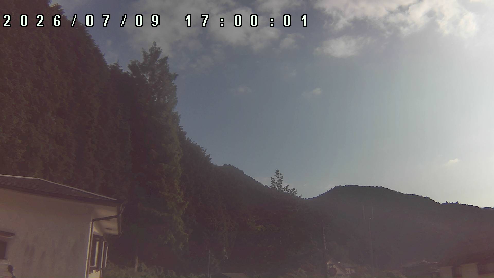 2026年7月9日 17:00ごろの金剛山登山口周辺の空