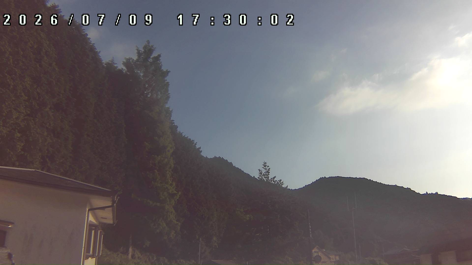 2026年7月9日 17:30ごろの金剛山登山口周辺の空