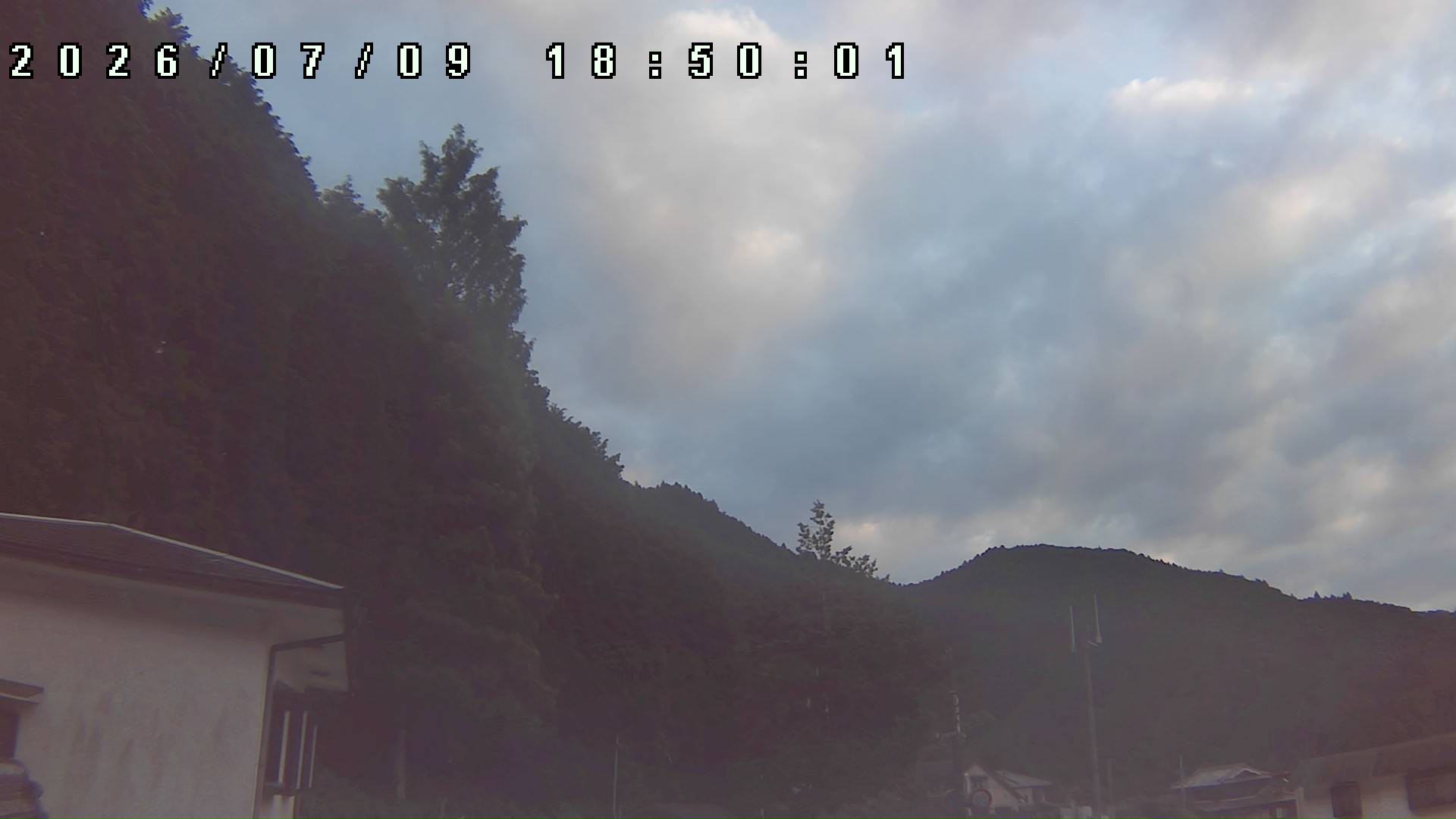 2026年7月9日 18:50ごろの金剛山登山口周辺の空