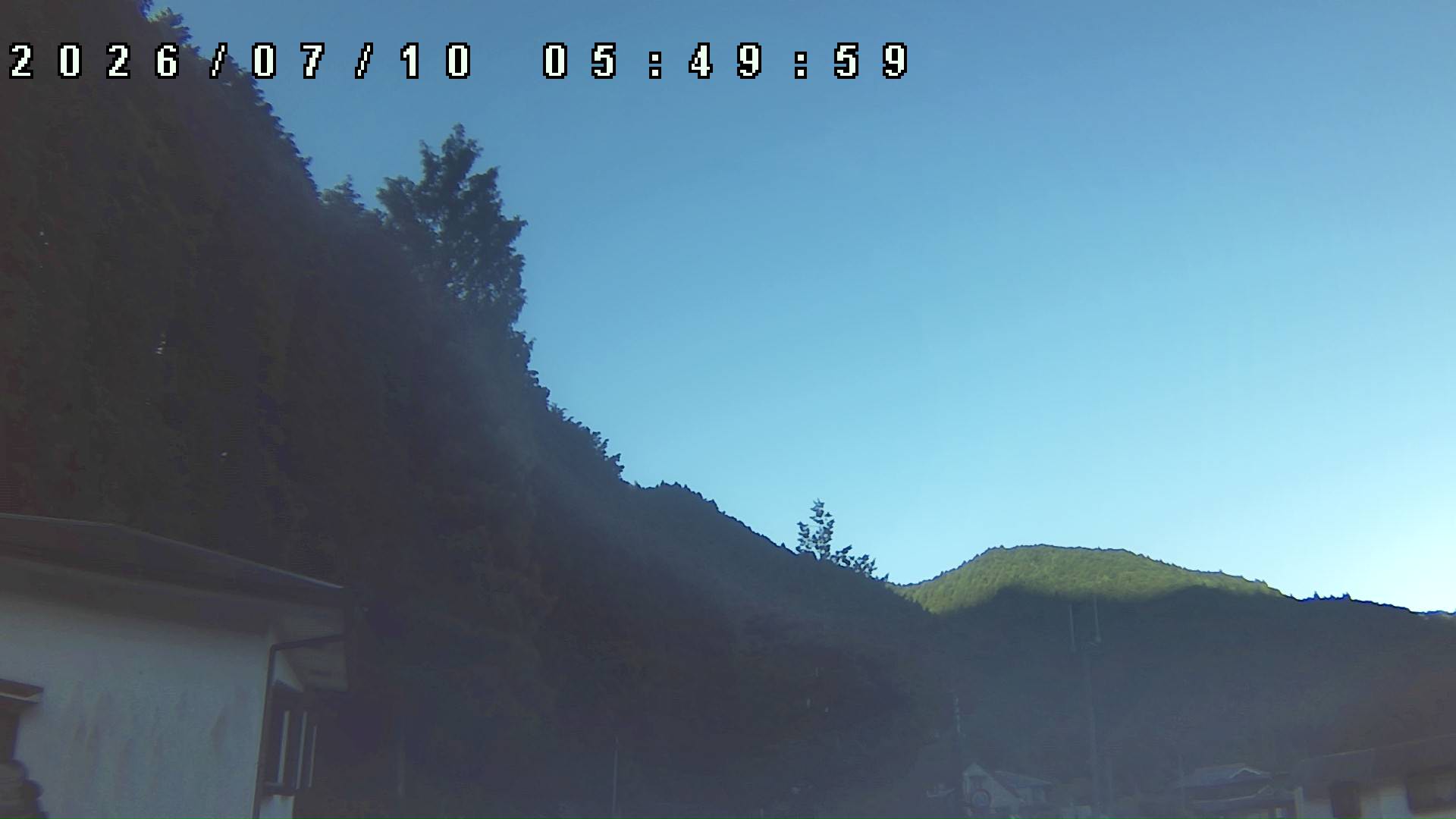 2026年7月10日 05:50ごろの金剛山登山口周辺の空
