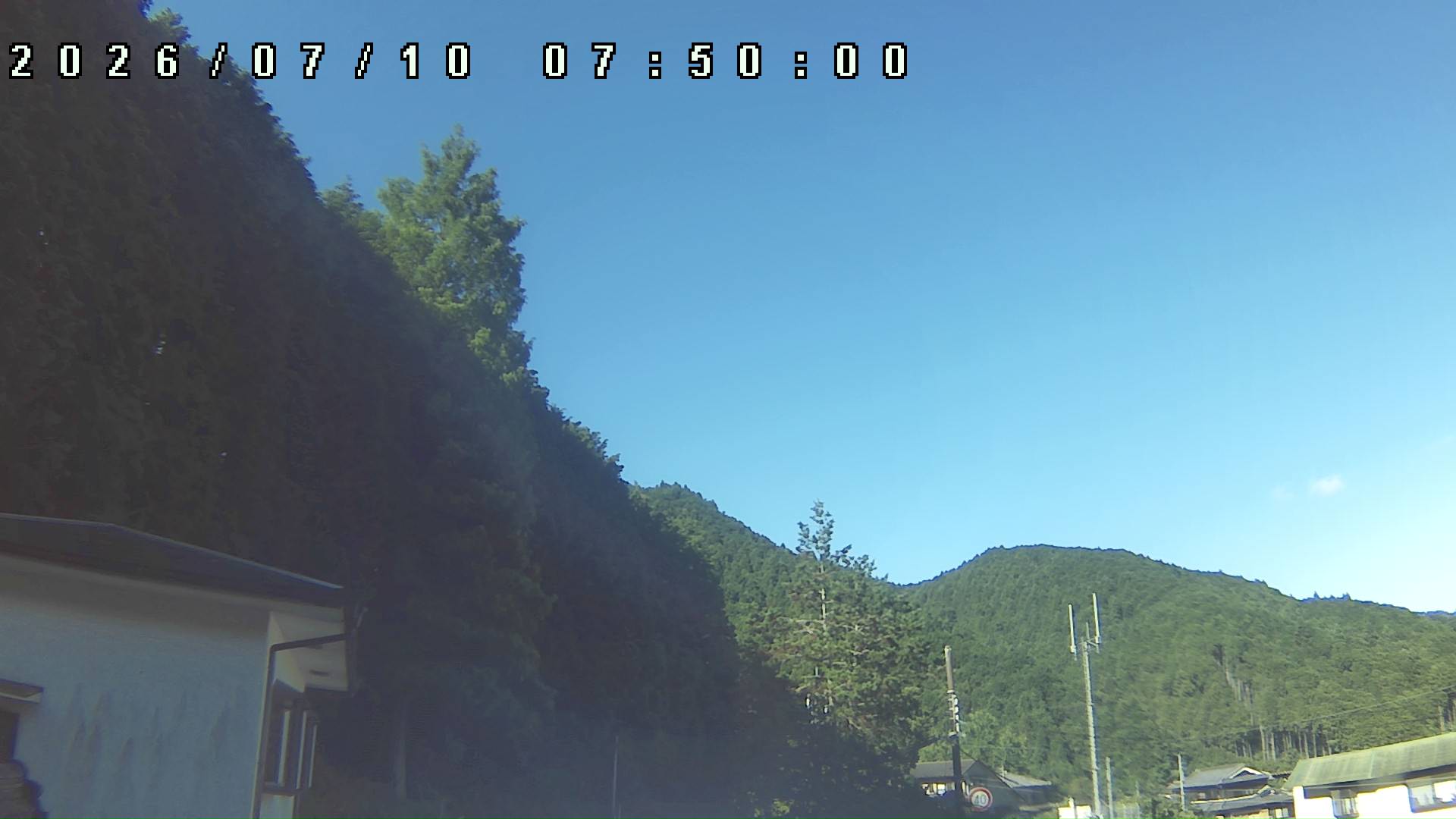 2026年7月10日 07:50ごろの金剛山登山口周辺の空