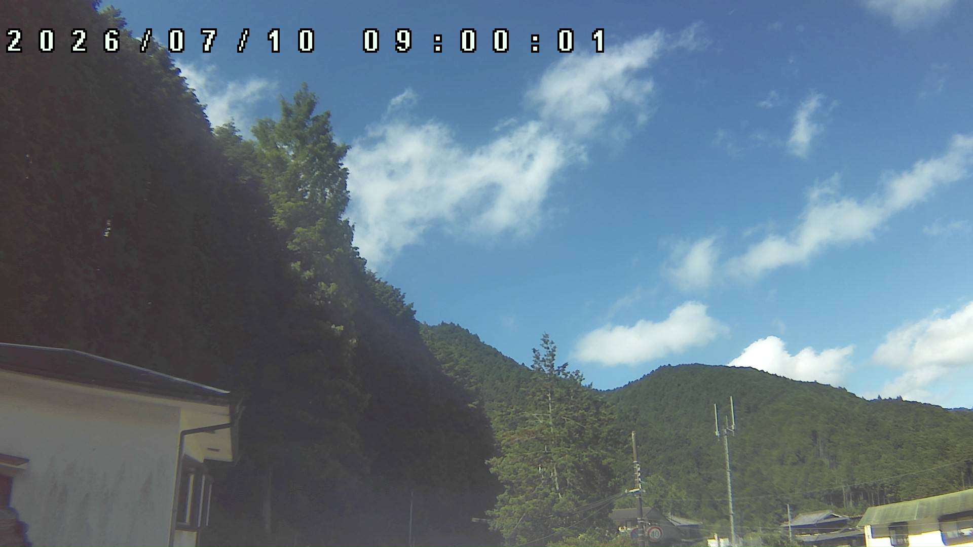 2026年7月10日 09:00ごろの金剛山登山口周辺の空