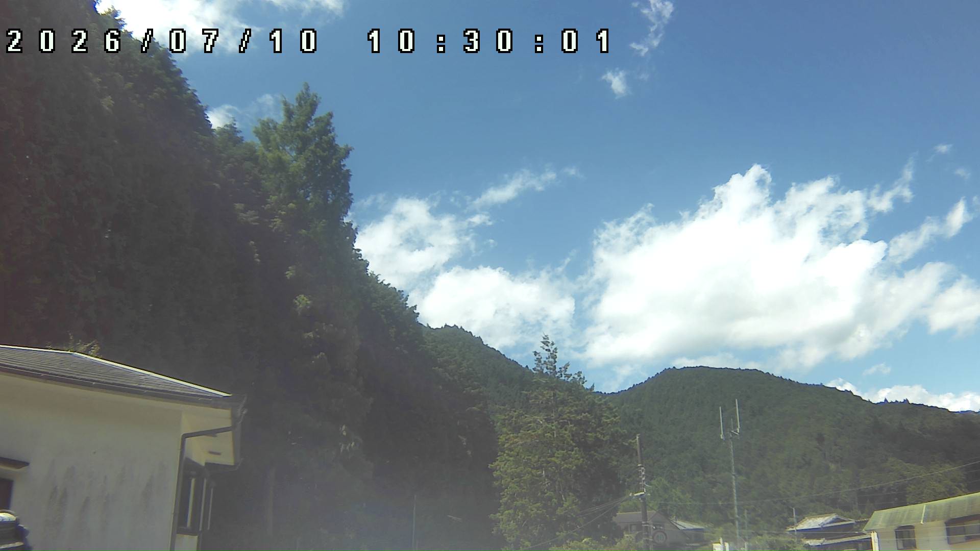 2026年7月10日 10:30ごろの金剛山登山口周辺の空