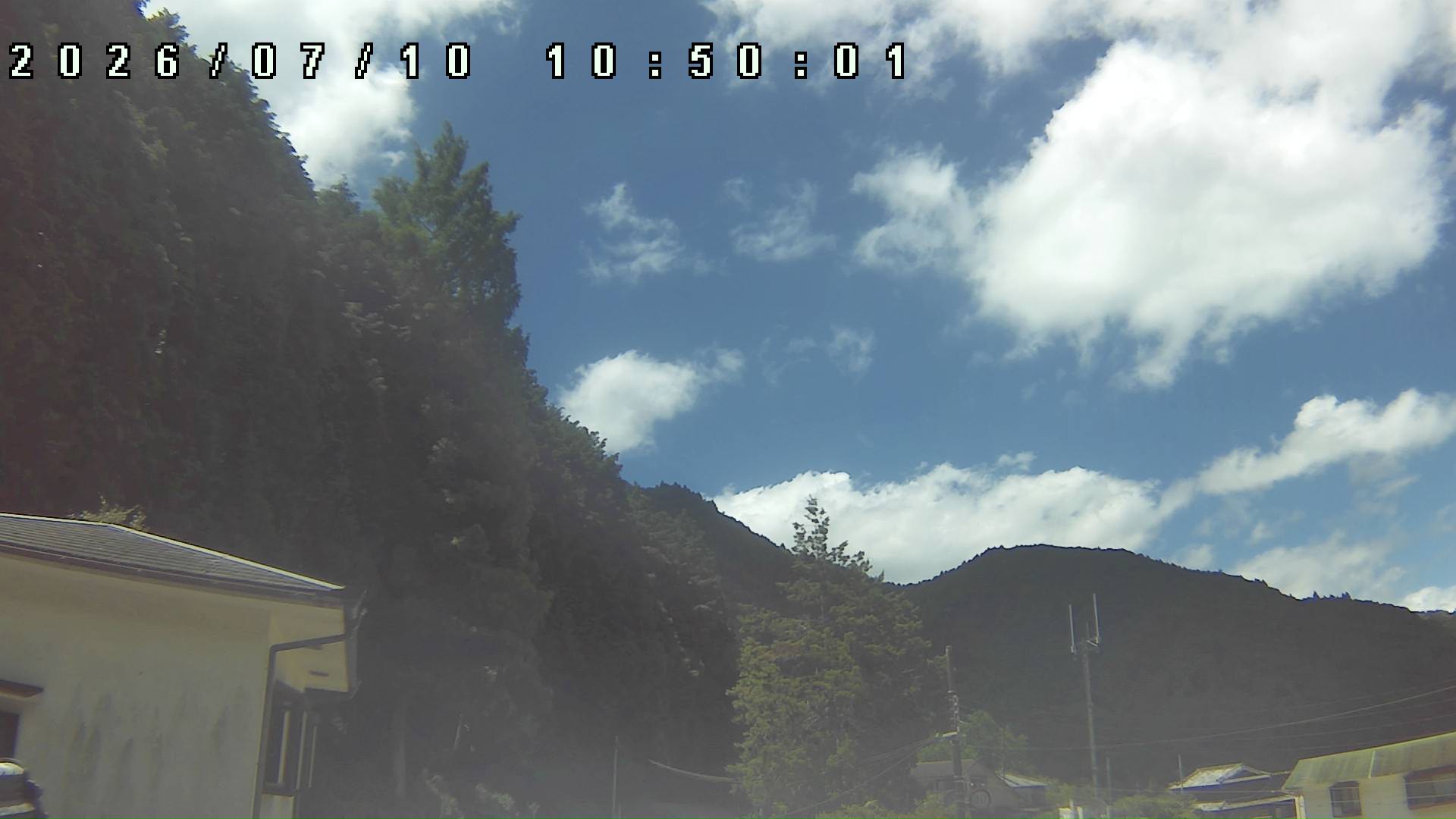 2026年7月10日 10:50ごろの金剛山登山口周辺の空