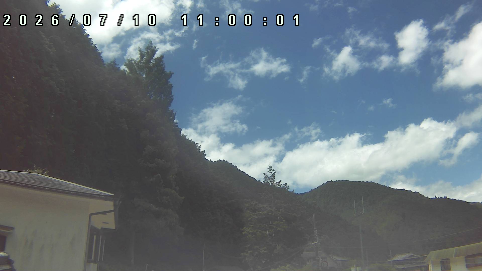 2026年7月10日 11:00ごろの金剛山登山口周辺の空