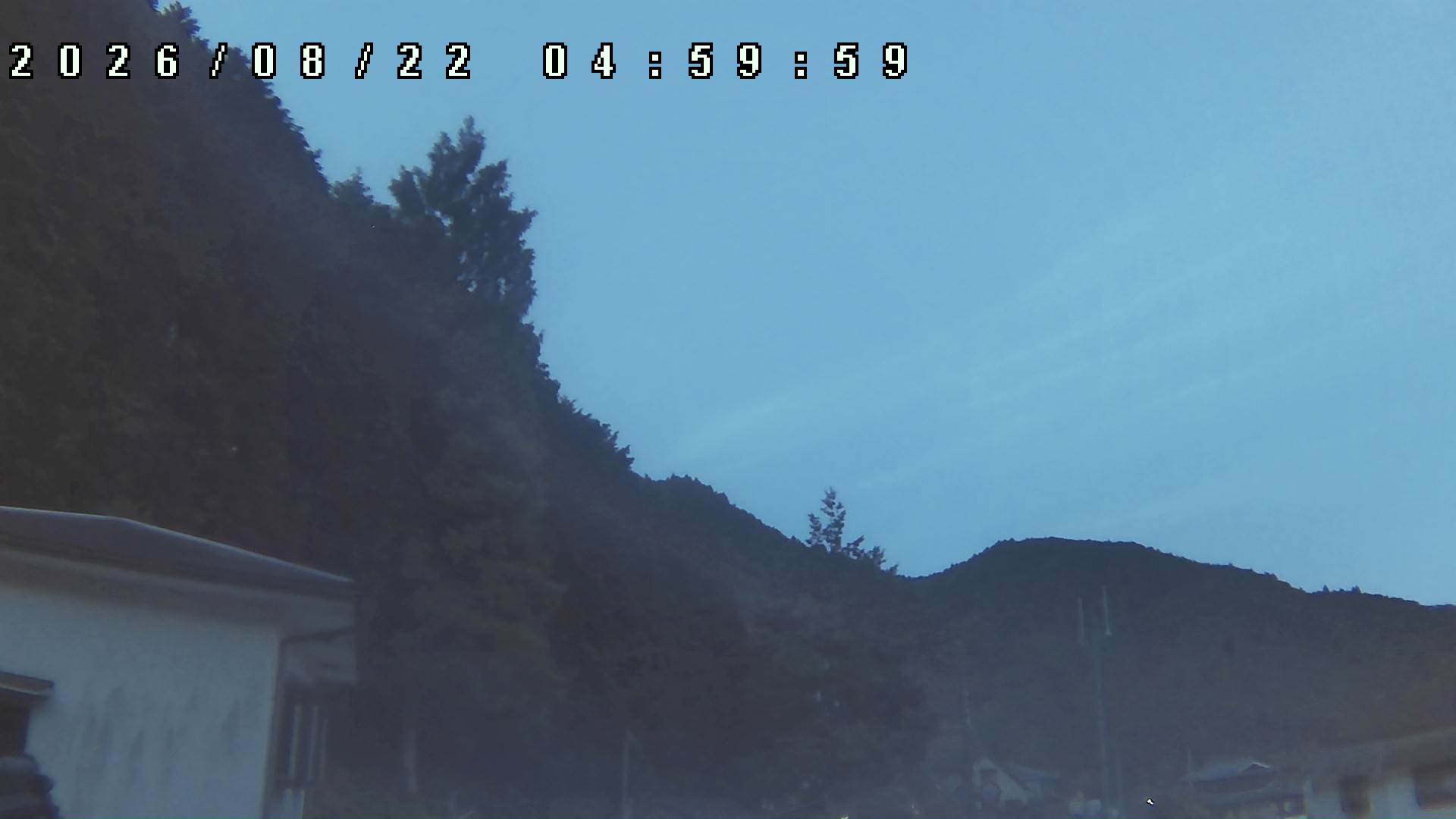 2026年8月22日 05:00ごろの金剛山登山口周辺の空