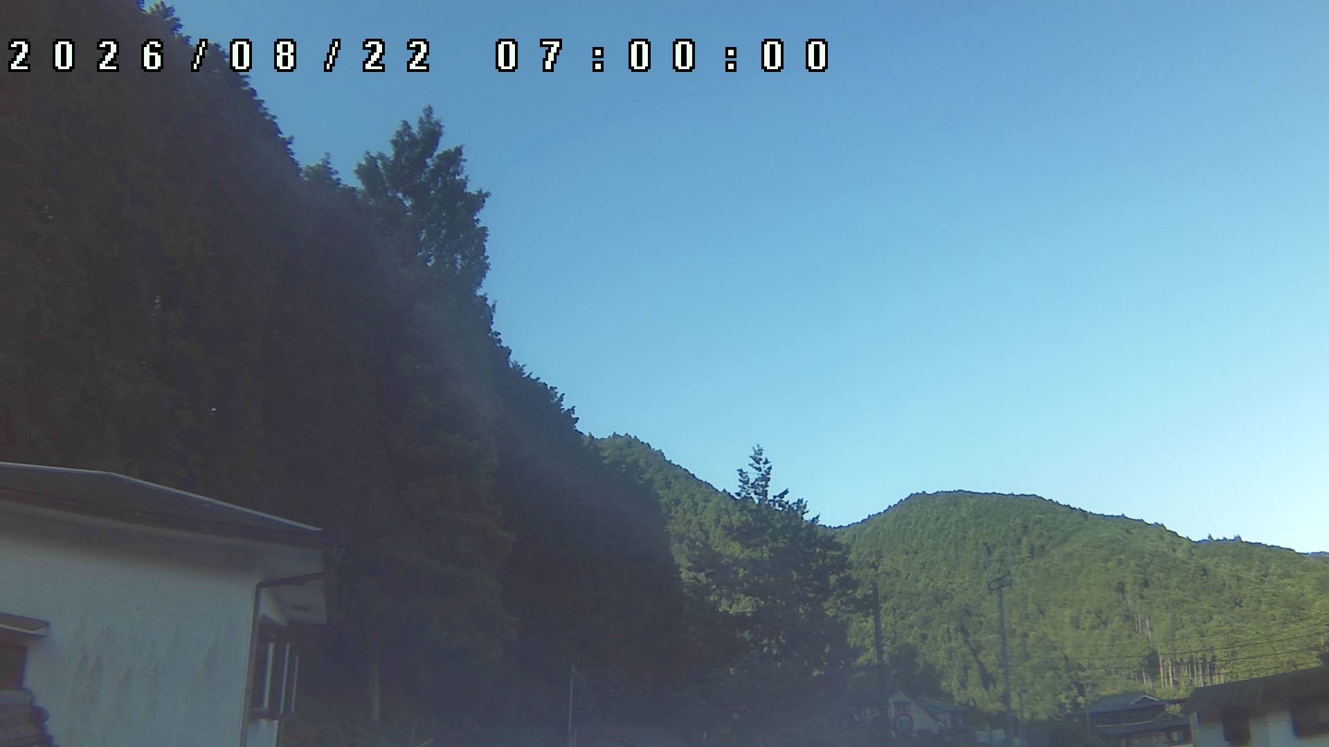 2026年8月22日 07:00ごろの金剛山登山口周辺の空