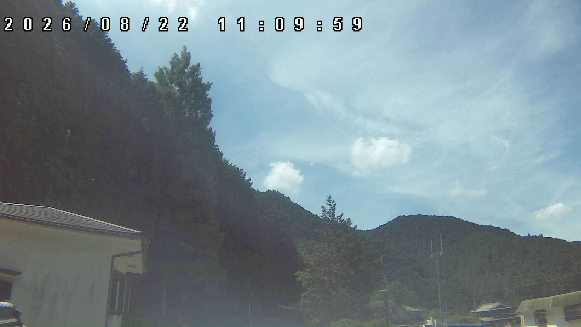 2026年8月22日 11:10ごろの金剛山登山口周辺の空