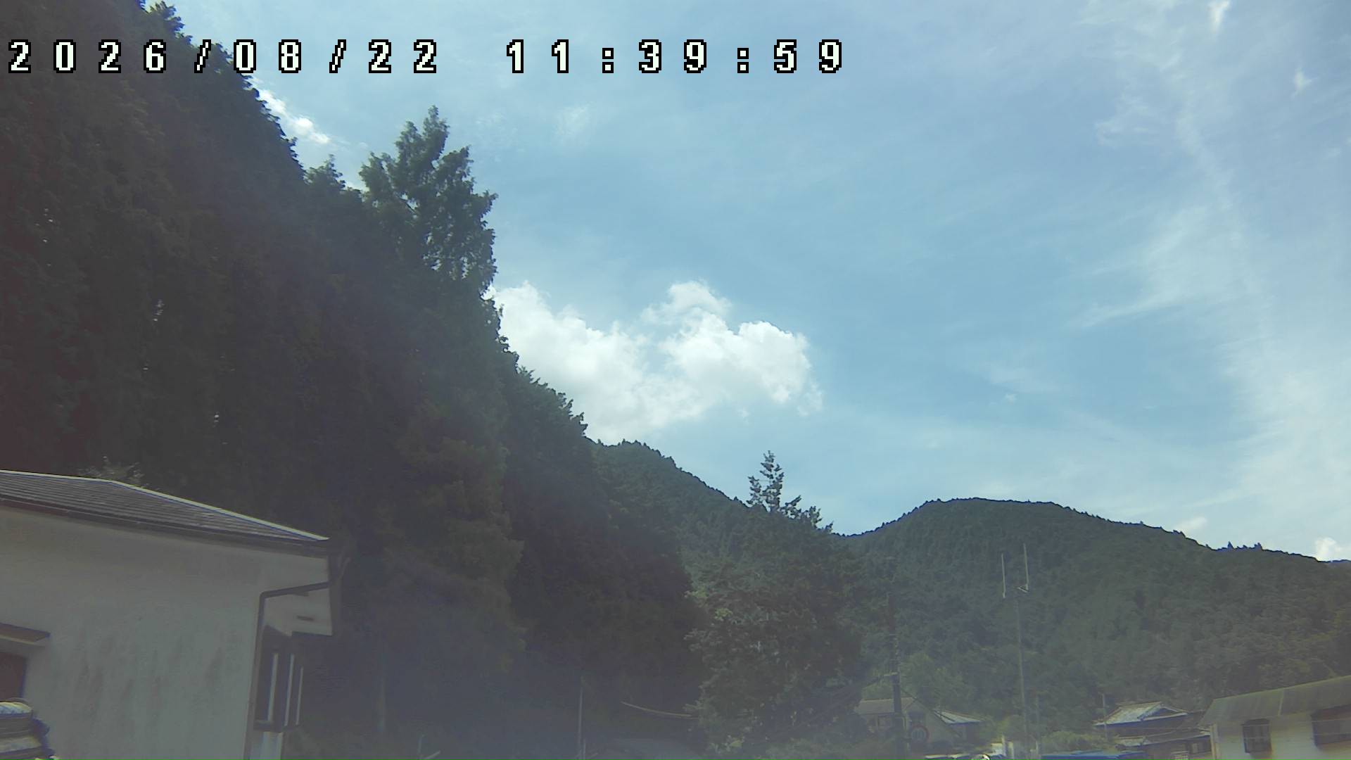 2026年8月22日 11:40ごろの金剛山登山口周辺の空