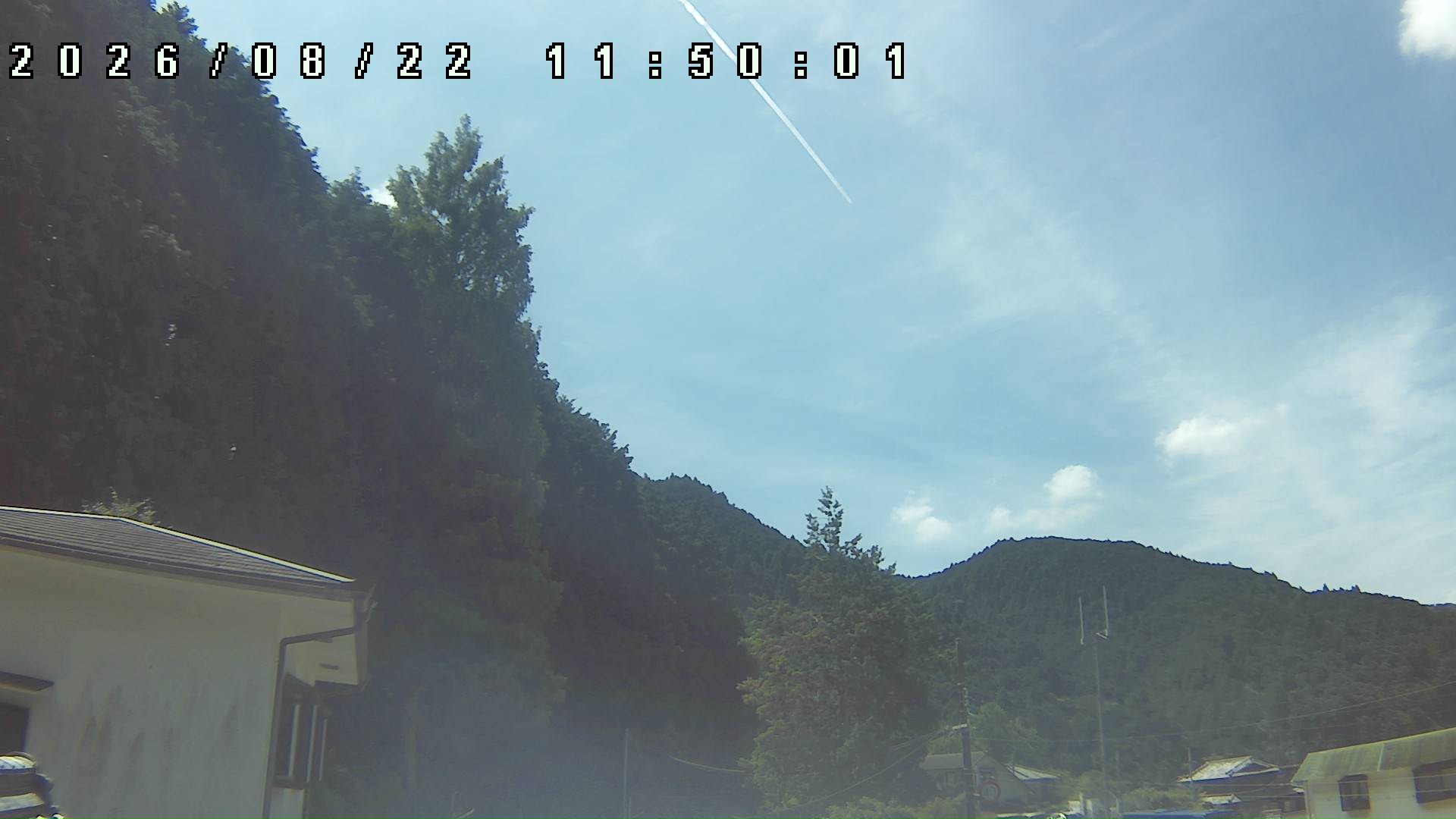 2026年8月22日 11:50ごろの金剛山登山口周辺の空