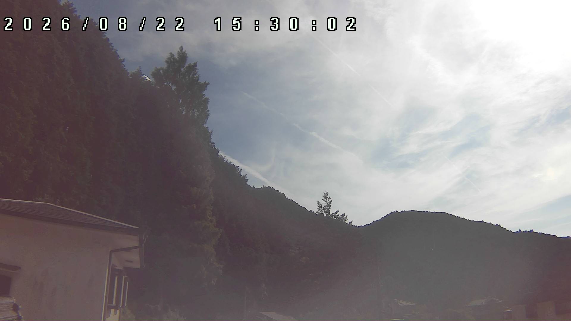 2026年8月22日 15:30ごろの金剛山登山口周辺の空