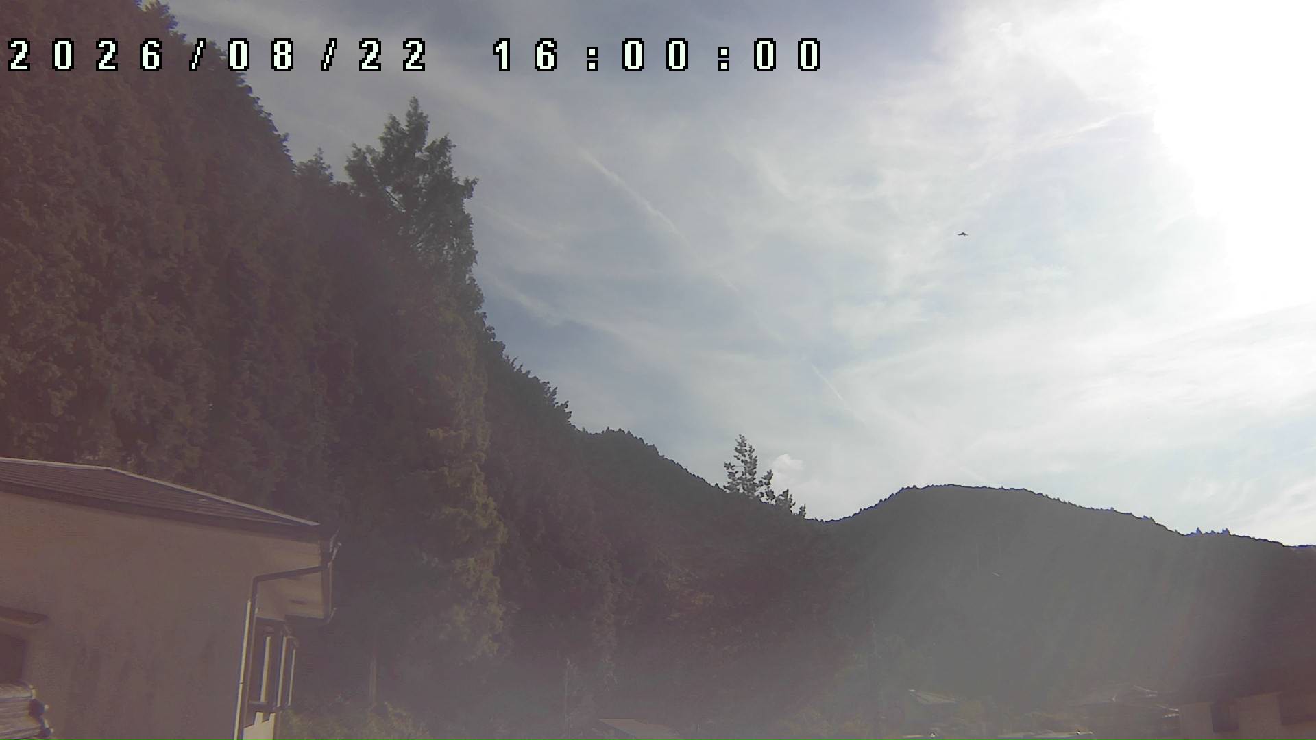 2026年8月22日 16:00ごろの金剛山登山口周辺の空