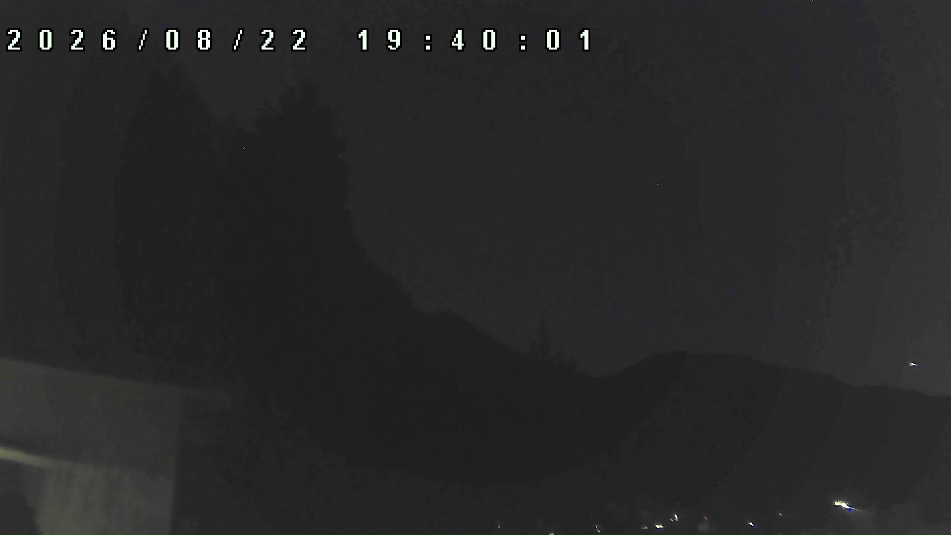 2026年8月22日 19:40ごろの金剛山登山口周辺の空