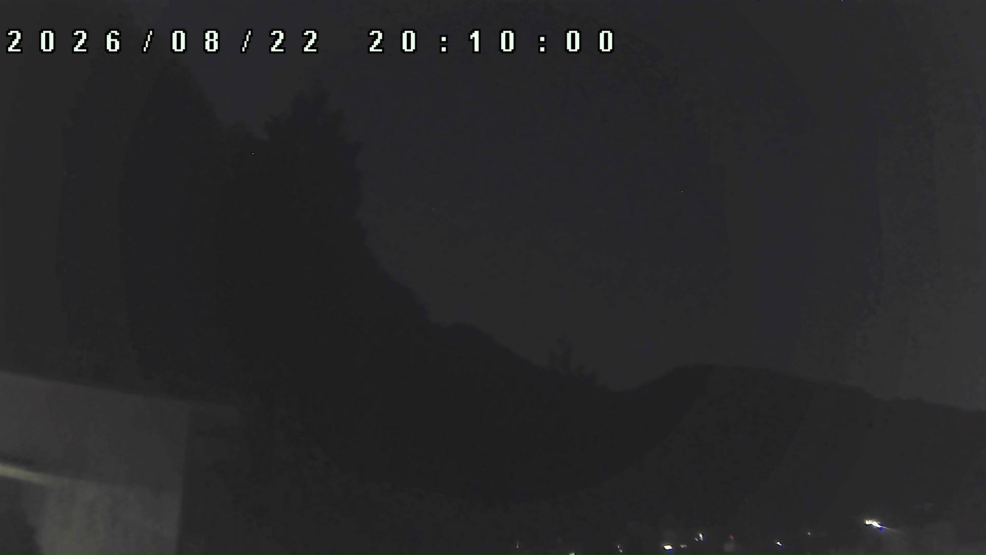 2026年8月22日 20:10ごろの金剛山登山口周辺の空
