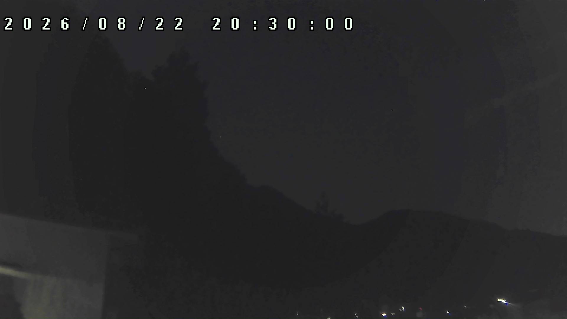 2026年8月22日 20:30ごろの金剛山登山口周辺の空