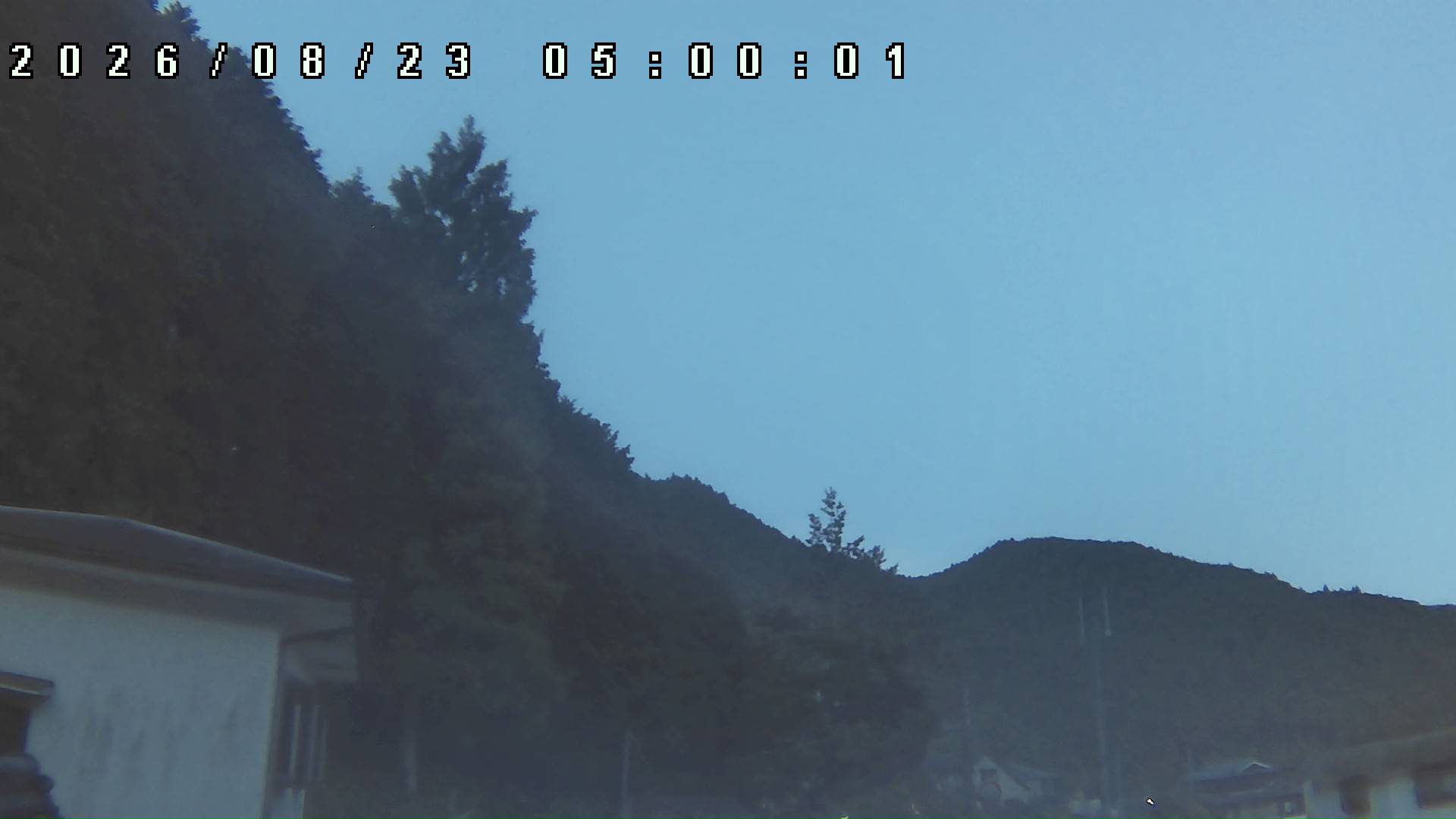 2026年8月23日 05:00ごろの金剛山登山口周辺の空