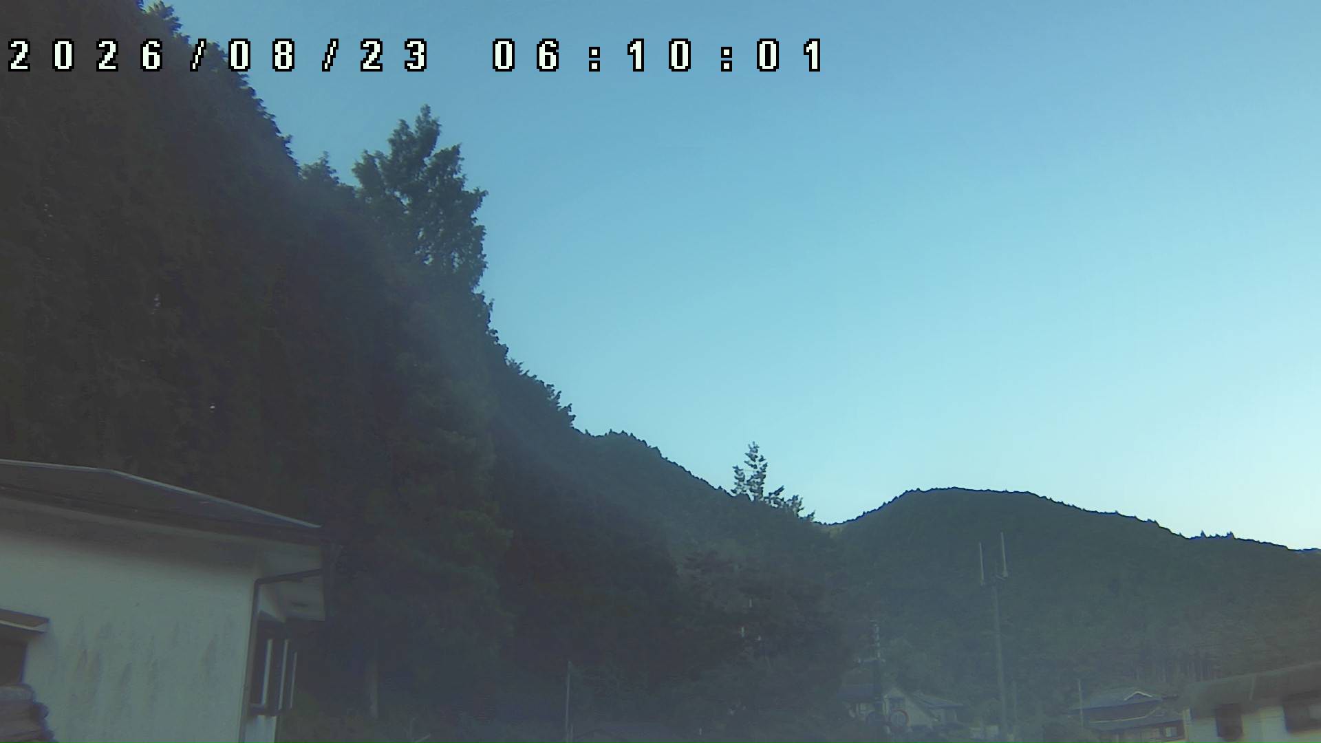 2026年8月23日 06:10ごろの金剛山登山口周辺の空