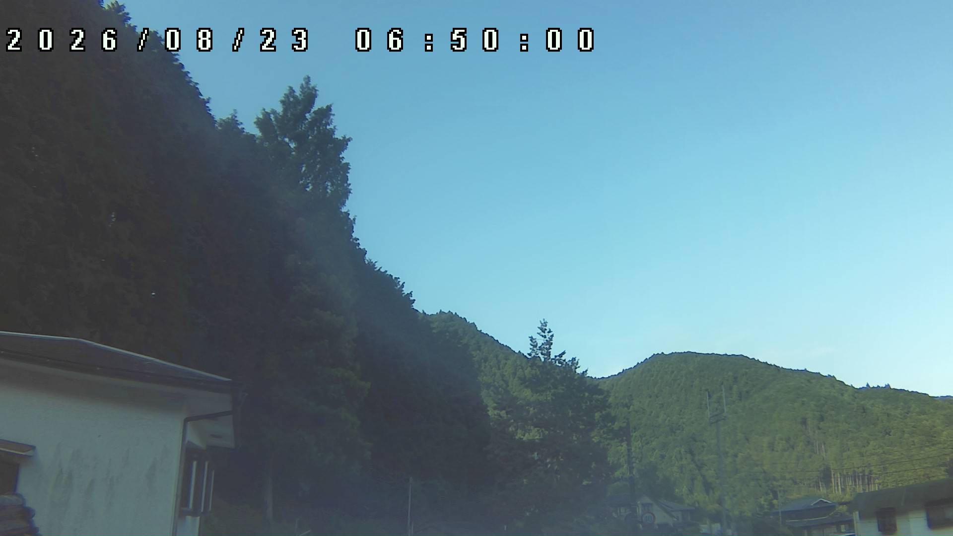 2026年8月23日 06:50ごろの金剛山登山口周辺の空