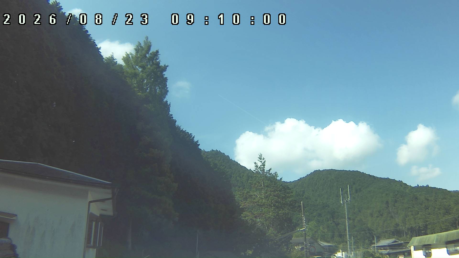 2026年8月23日 09:10ごろの金剛山登山口周辺の空