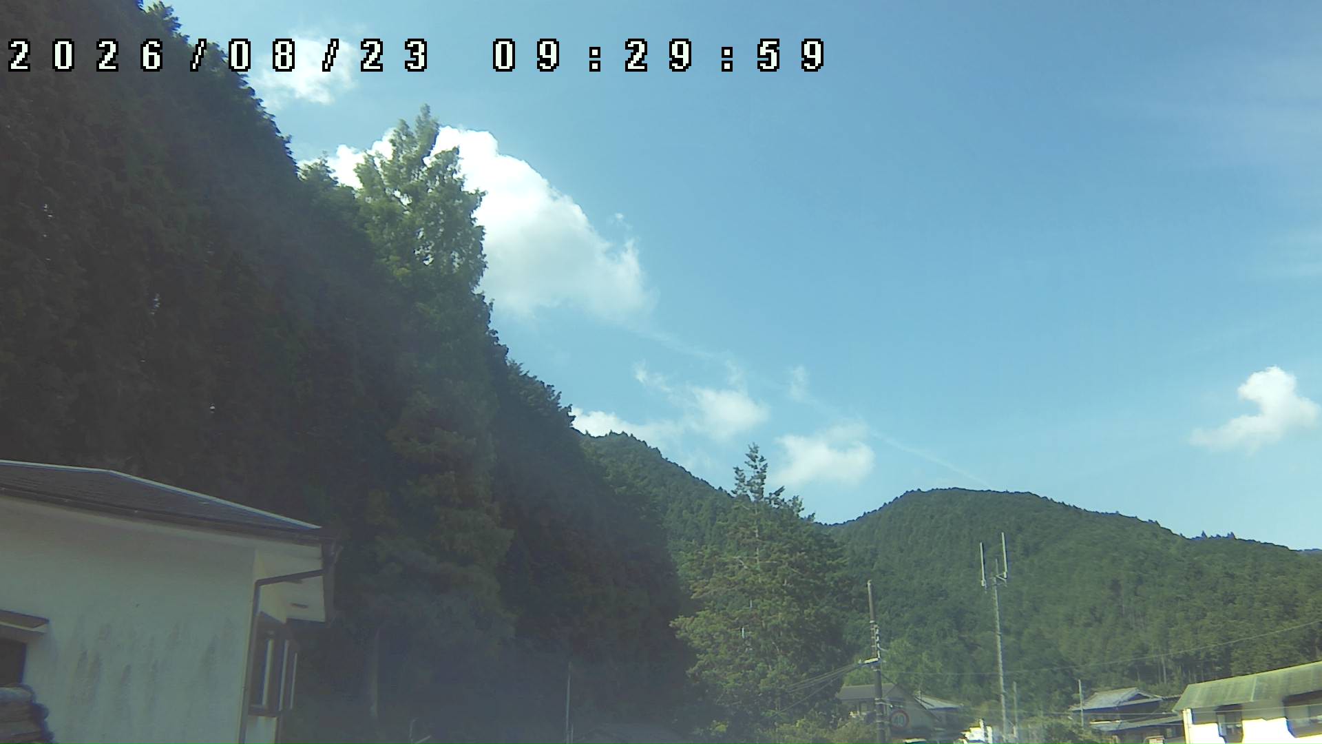 2026年8月23日 09:30ごろの金剛山登山口周辺の空