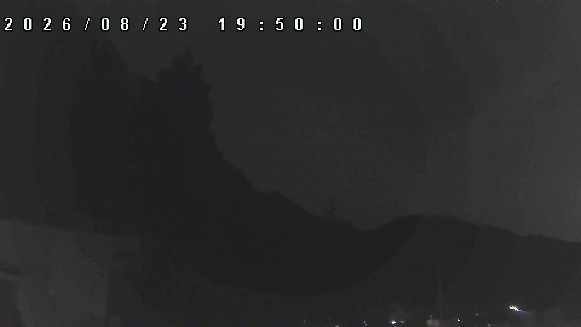 2026年8月23日 19:50ごろの金剛山登山口周辺の空